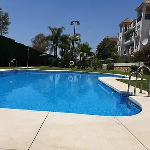apartamento-puerto-banus-playa.es-andalucia.com/